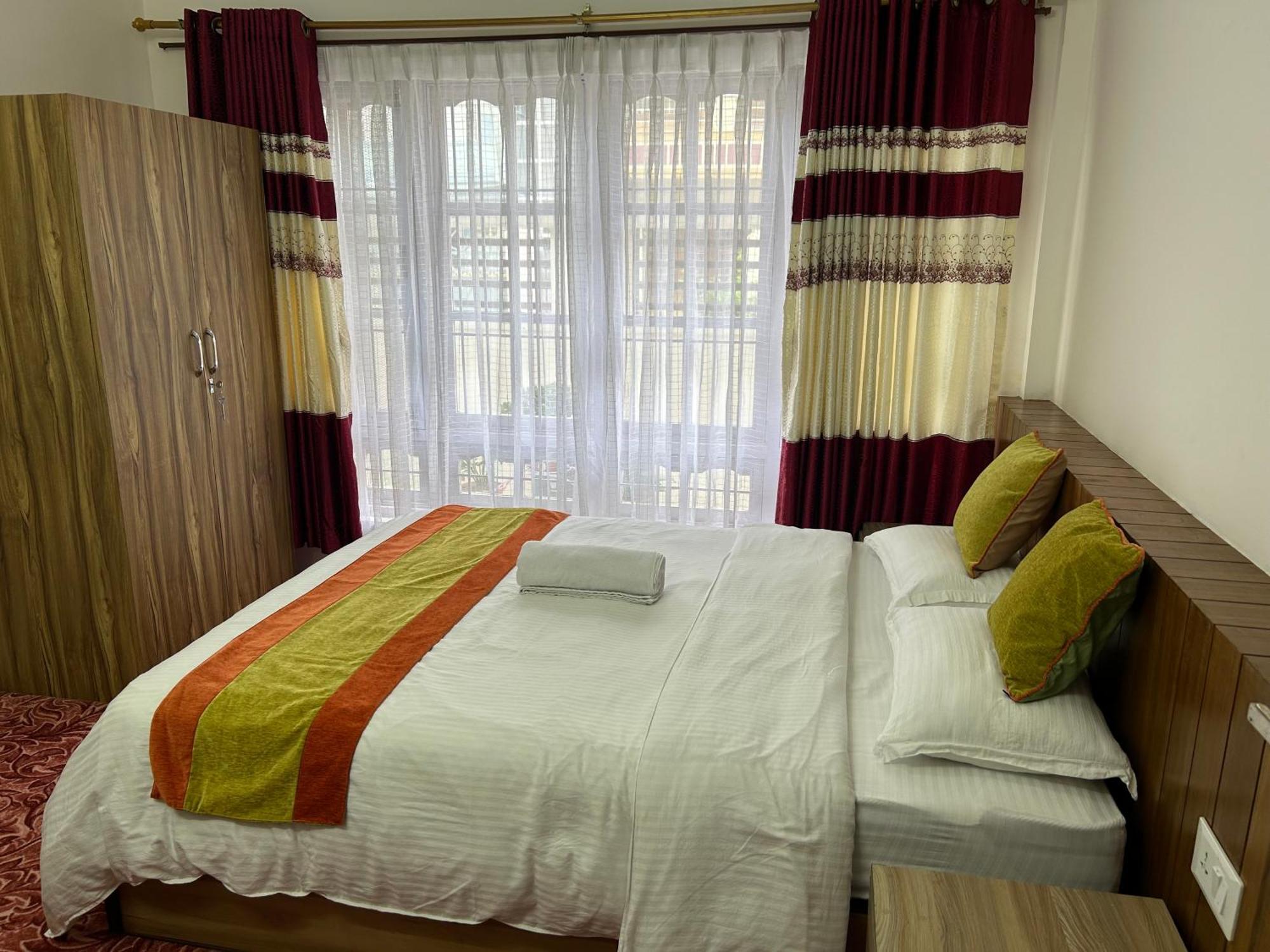 Raniban Suites - Apartment Home Kathmandu Room photo